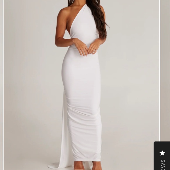 NEW Constantina White Backless Halter Dress - Picture 6 of 6